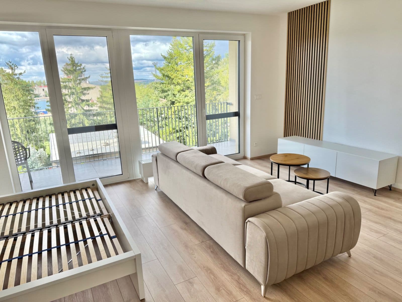 Pronájem bytu 1+kk 52 m², Nádražní, Slavkov u Brna, Jihomoravský kraj Pronájem bytu 1+kk 52 m², Nádražní, Slavkov u Brna, Jihomoravský kraj