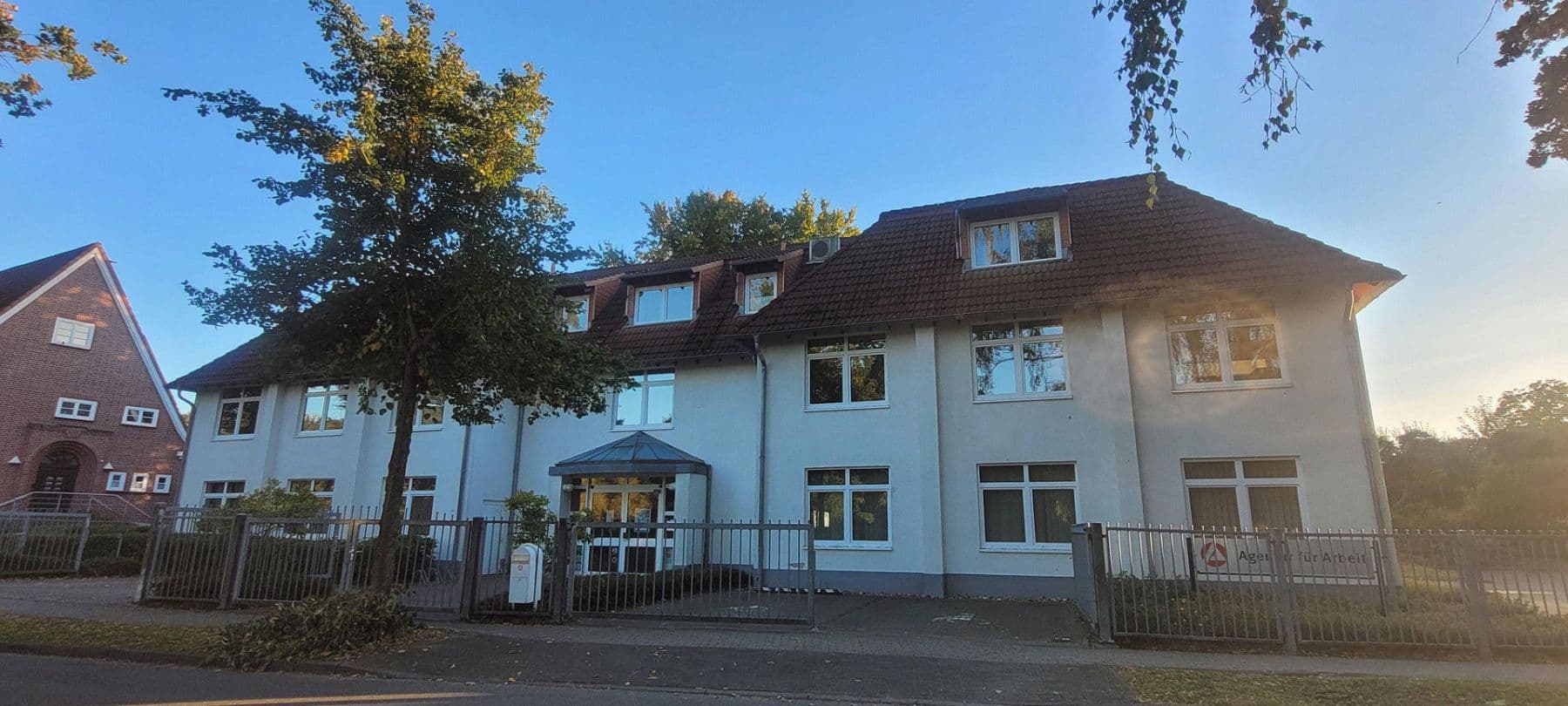 Pronájem kanceláře 247 m², Parkstraße 4a, Grevesmühlen, Mecklenburg-Vorpommern Pronájem kanceláře 247 m², Parkstraße 4a, Grevesmühlen, Mecklenburg-Vorpommern