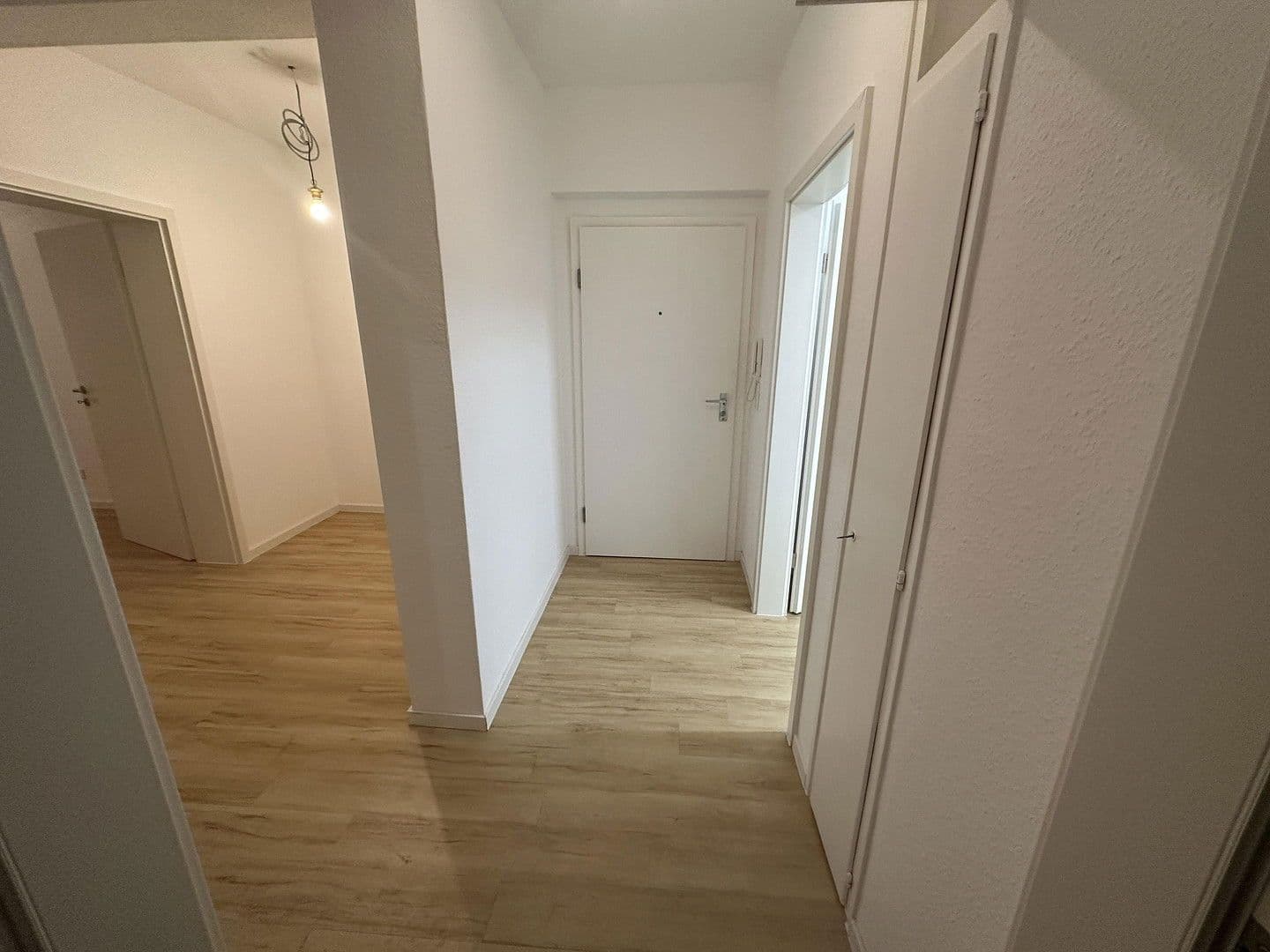 Prodej domu 735 m², pozemek 835 m², Mannheim, Bádensko-Württembersko Prodej domu 735 m², pozemek 835 m², Mannheim, Bádensko-Württembersko