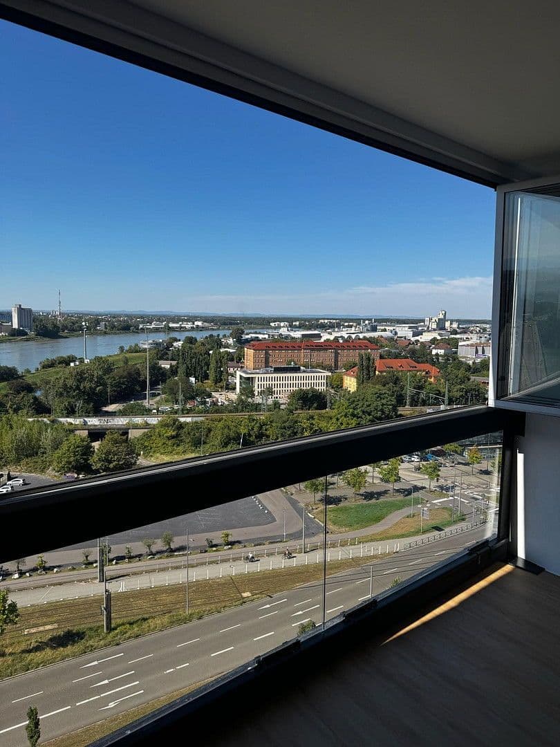 Prodej bytu 3+1 90 m², Honsellstraße 8, Kehl, Bádensko-Württembersko Prodej bytu 3+1 90 m², Honsellstraße 8, Kehl, Bádensko-Württembersko