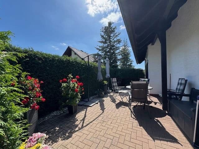 Prodej domu 220 m², pozemek 1.093 m², Kamenec, Sasko Prodej domu 220 m², pozemek 1.093 m², Kamenec, Sasko