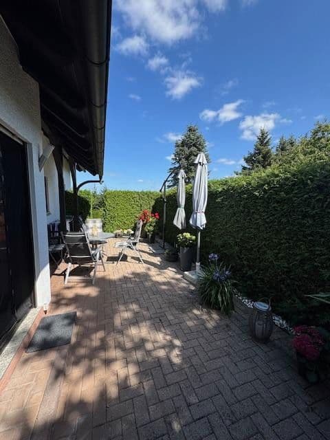 Prodej domu 220 m², pozemek 1.093 m², Kamenec, Sasko Prodej domu 220 m², pozemek 1.093 m², Kamenec, Sasko