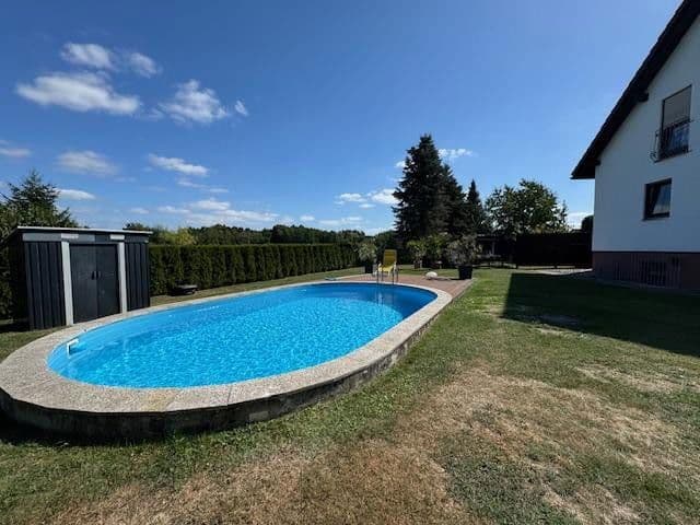 Prodej domu 220 m², pozemek 1.093 m², Kamenec, Sasko Prodej domu 220 m², pozemek 1.093 m², Kamenec, Sasko