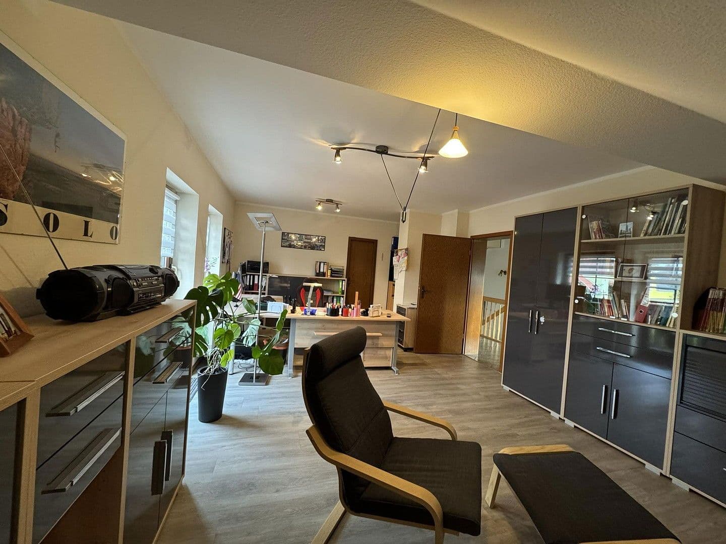 Prodej domu 220 m², pozemek 1.093 m², Kamenec, Sasko Prodej domu 220 m², pozemek 1.093 m², Kamenec, Sasko