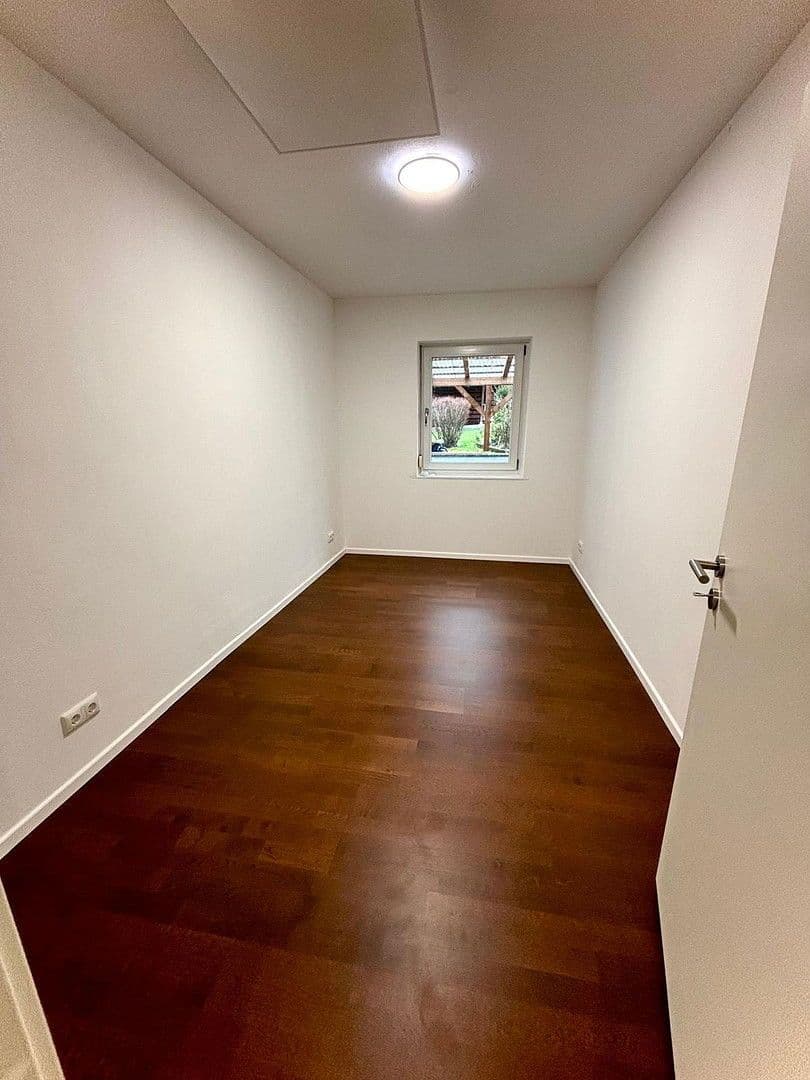 Prodej domu 266 m², pozemek 811 m², Am Feld 10, Rattelsdorf, Bavorsko Prodej domu 266 m², pozemek 811 m², Am Feld 10, Rattelsdorf, Bavorsko
