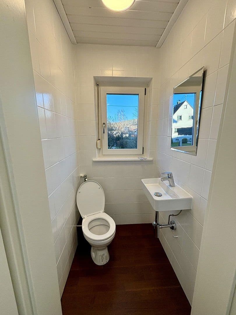 Prodej domu 266 m², pozemek 811 m², Am Feld 10, Rattelsdorf, Bavorsko Prodej domu 266 m², pozemek 811 m², Am Feld 10, Rattelsdorf, Bavorsko