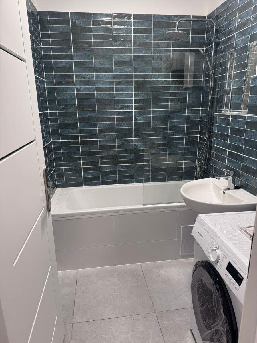 Pronájem bytu 3+1 110 m², Praskova, Olomouc, Olomoucký kraj Pronájem bytu 3+1 110 m², Praskova, Olomouc, Olomoucký kraj