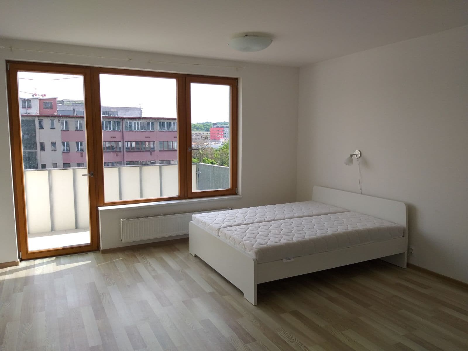 Pronájem bytu 1+kk 34 m², Modrého, Praha, Praha Pronájem bytu 1+kk 34 m², Modrého, Praha, Praha