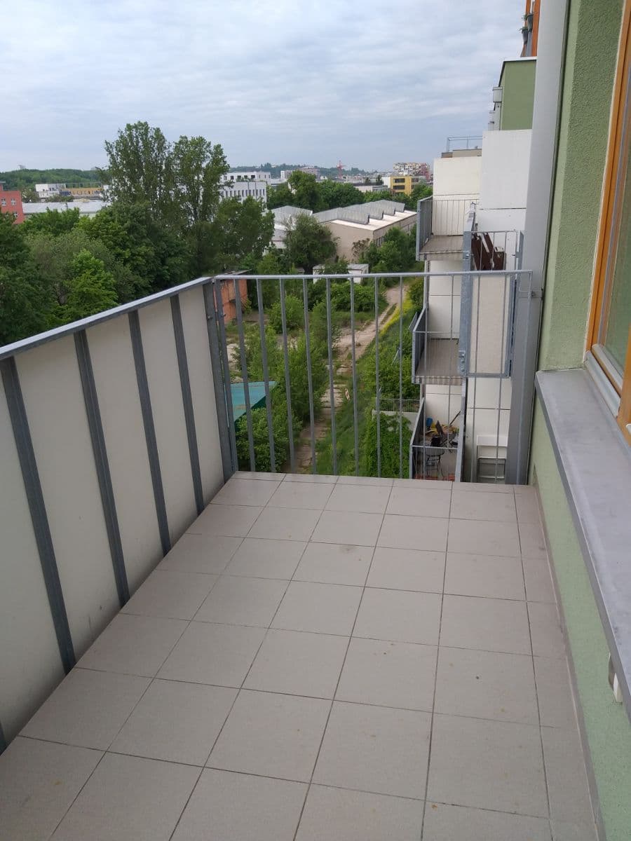Pronájem bytu 1+kk 34 m², Modrého, Praha, Praha Pronájem bytu 1+kk 34 m², Modrého, Praha, Praha
