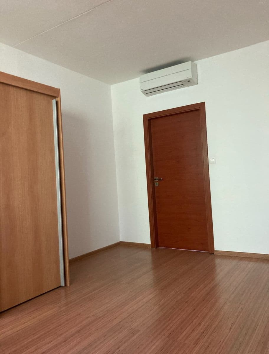 Pronájem bytu 2+1 60 m², Letovická, Brno, Jihomoravský kraj Pronájem bytu 2+1 60 m², Letovická, Brno, Jihomoravský kraj