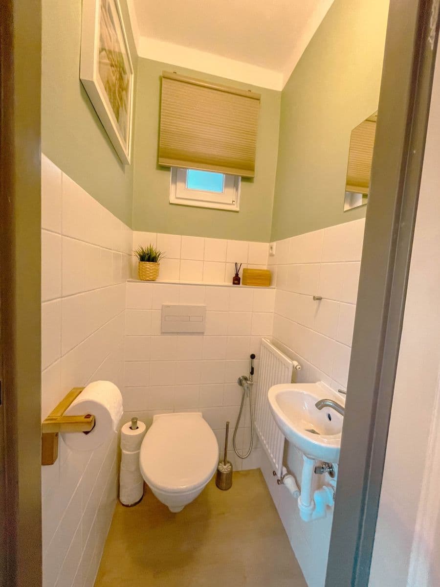 Prodej domu 65 m², pozemek 300 m², Na Ročkově, Praha, Praha Prodej domu 65 m², pozemek 300 m², Na Ročkově, Praha, Praha