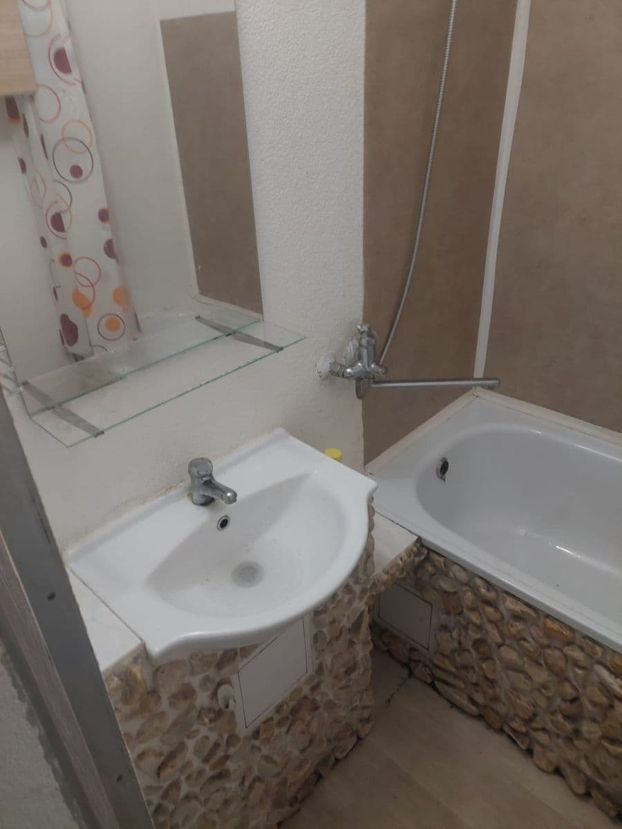 Pronájem bytu 2+1 49 m², SPC V, Krnov, Moravskoslezský kraj Pronájem bytu 2+1 49 m², SPC V, Krnov, Moravskoslezský kraj