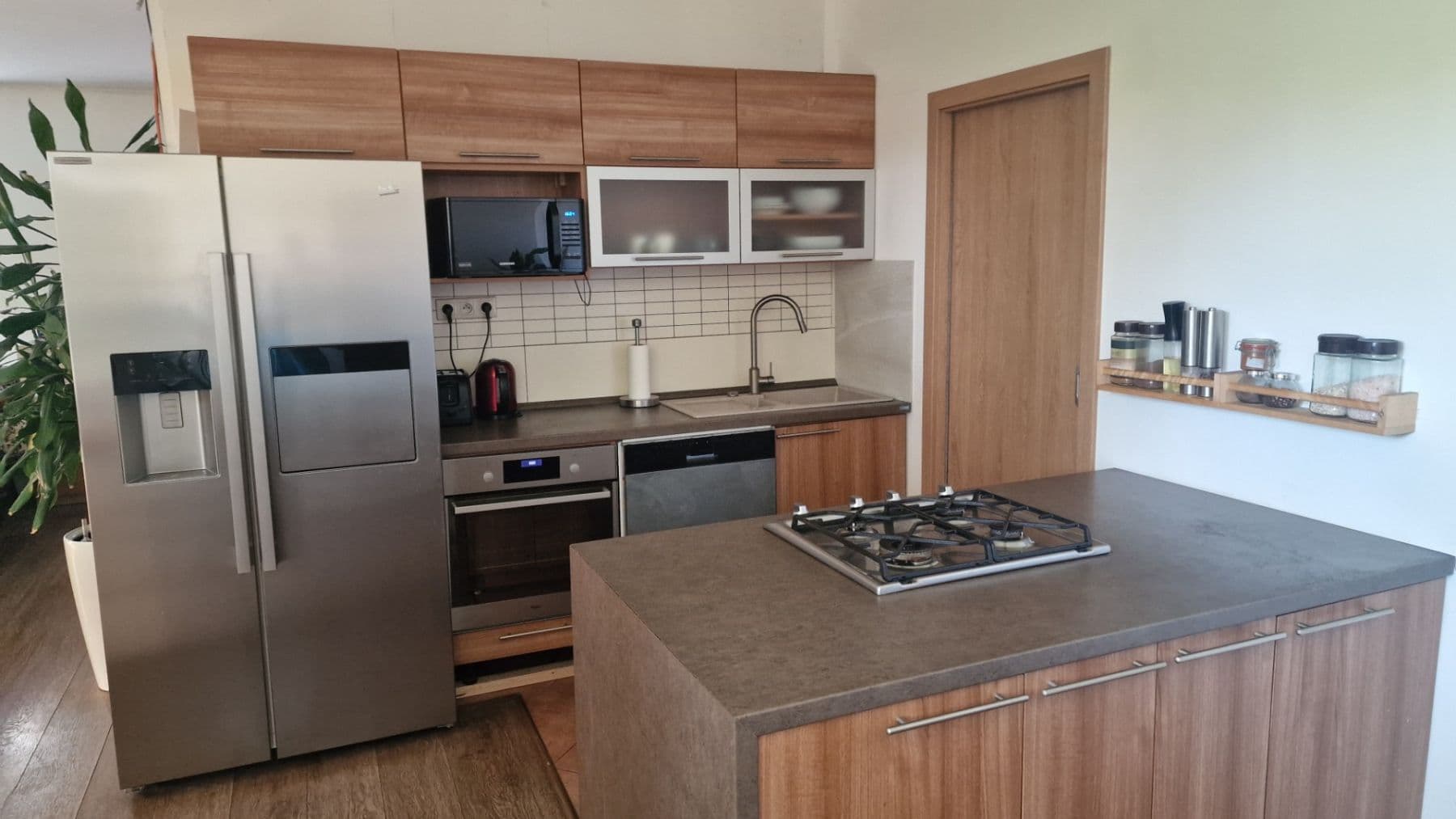 Prodej domu 130 m², pozemek 647 m², A. Jiráska, Jeneč, Středočeský kraj Prodej domu 130 m², pozemek 647 m², A. Jiráska, Jeneč, Středočeský kraj