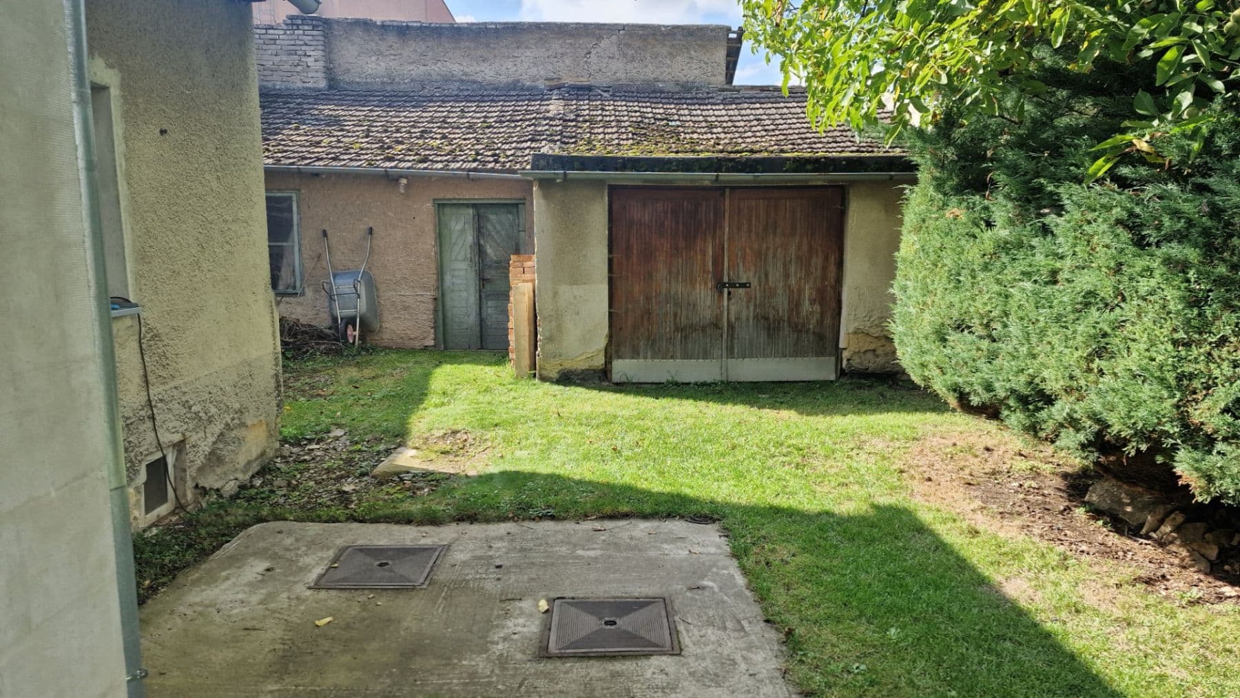 Prodej domu 130 m², pozemek 647 m², A. Jiráska, Jeneč, Středočeský kraj Prodej domu 130 m², pozemek 647 m², A. Jiráska, Jeneč, Středočeský kraj