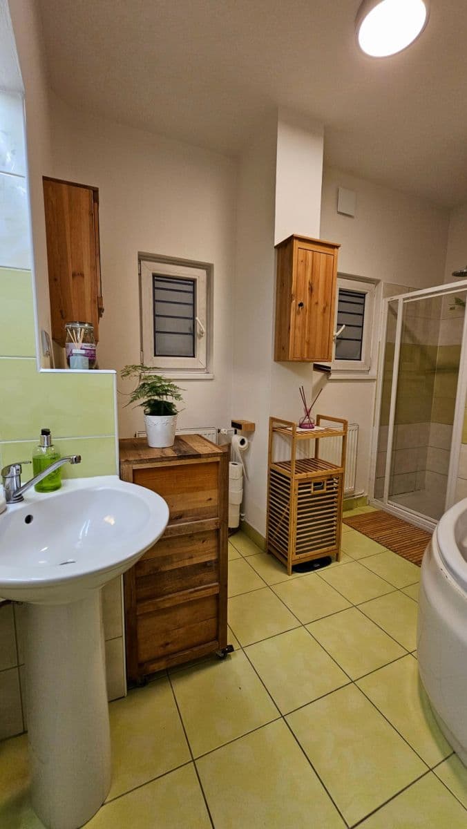 Prodej domu 194 m², pozemek 775 m², Boženy Němcové, Stříbro, Plzeňský kraj Prodej domu 194 m², pozemek 775 m², Boženy Němcové, Stříbro, Plzeňský kraj