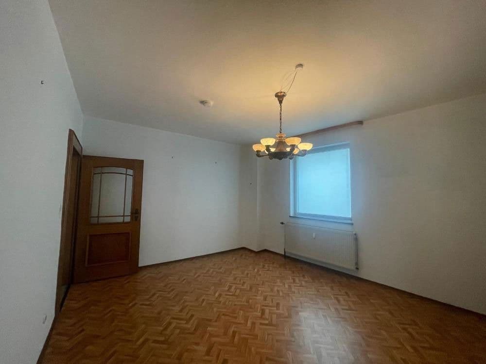 Prodej domu 330 m², pozemek 458 m², Kleinwallstadt, Bavorsko Prodej domu 330 m², pozemek 458 m², Kleinwallstadt, Bavorsko