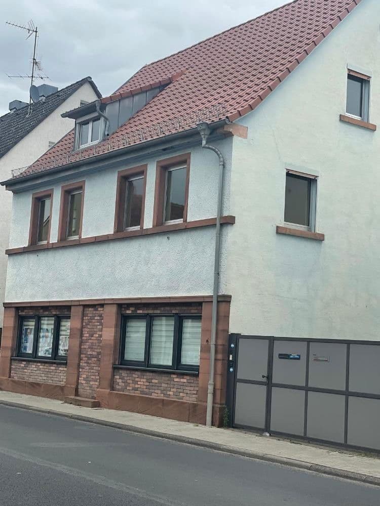 Prodej domu 330 m², pozemek 458 m², Kleinwallstadt, Bavorsko Prodej domu 330 m², pozemek 458 m², Kleinwallstadt, Bavorsko