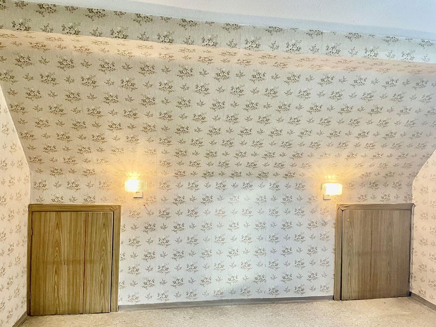 Prodej domu 330 m², pozemek 458 m², Kleinwallstadt, Bavorsko Prodej domu 330 m², pozemek 458 m², Kleinwallstadt, Bavorsko