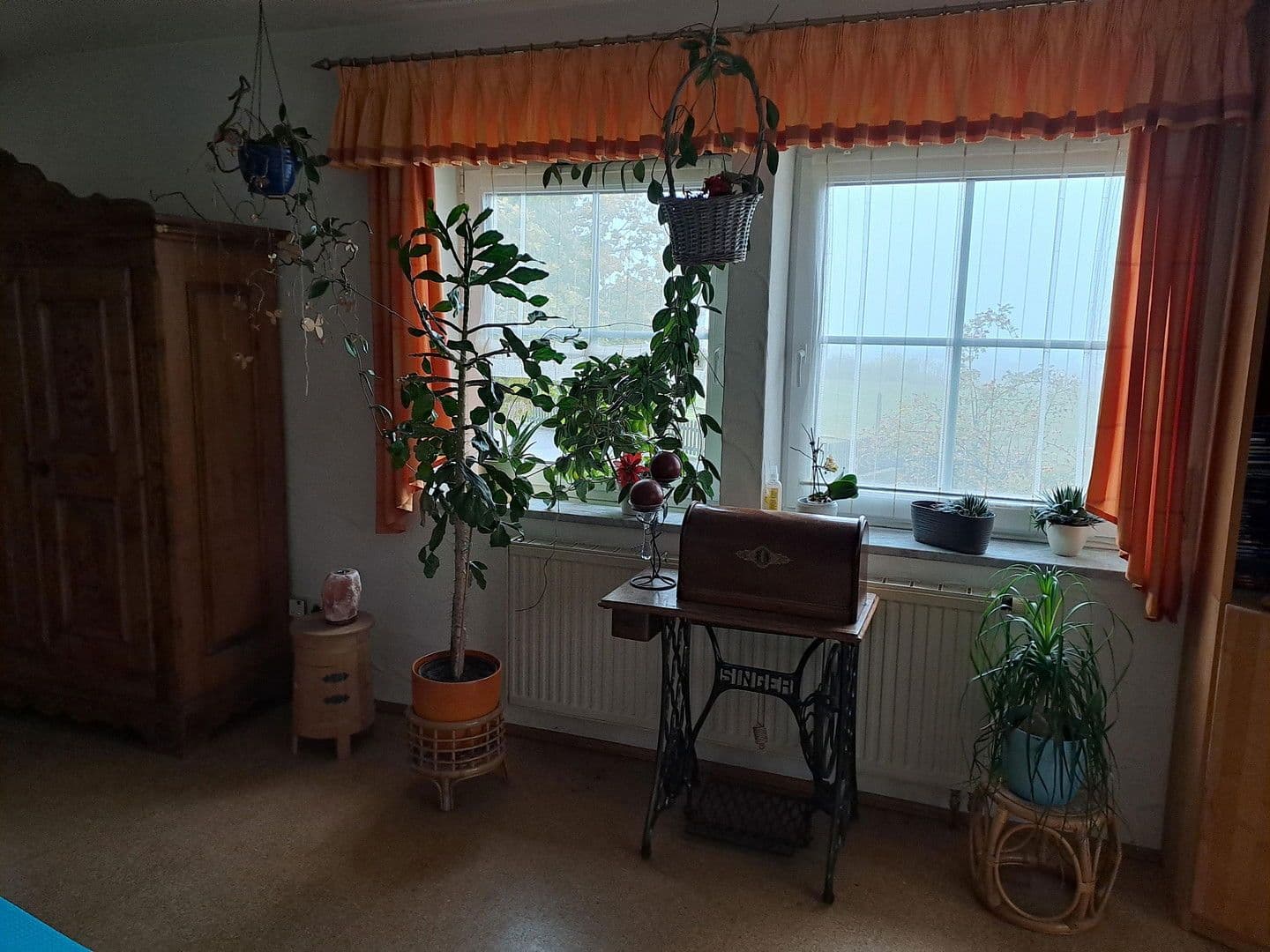 Prodej domu 250 m², pozemek 1.038 m², Rhönstr.7, Geroda, Bavorsko Prodej domu 250 m², pozemek 1.038 m², Rhönstr.7, Geroda, Bavorsko