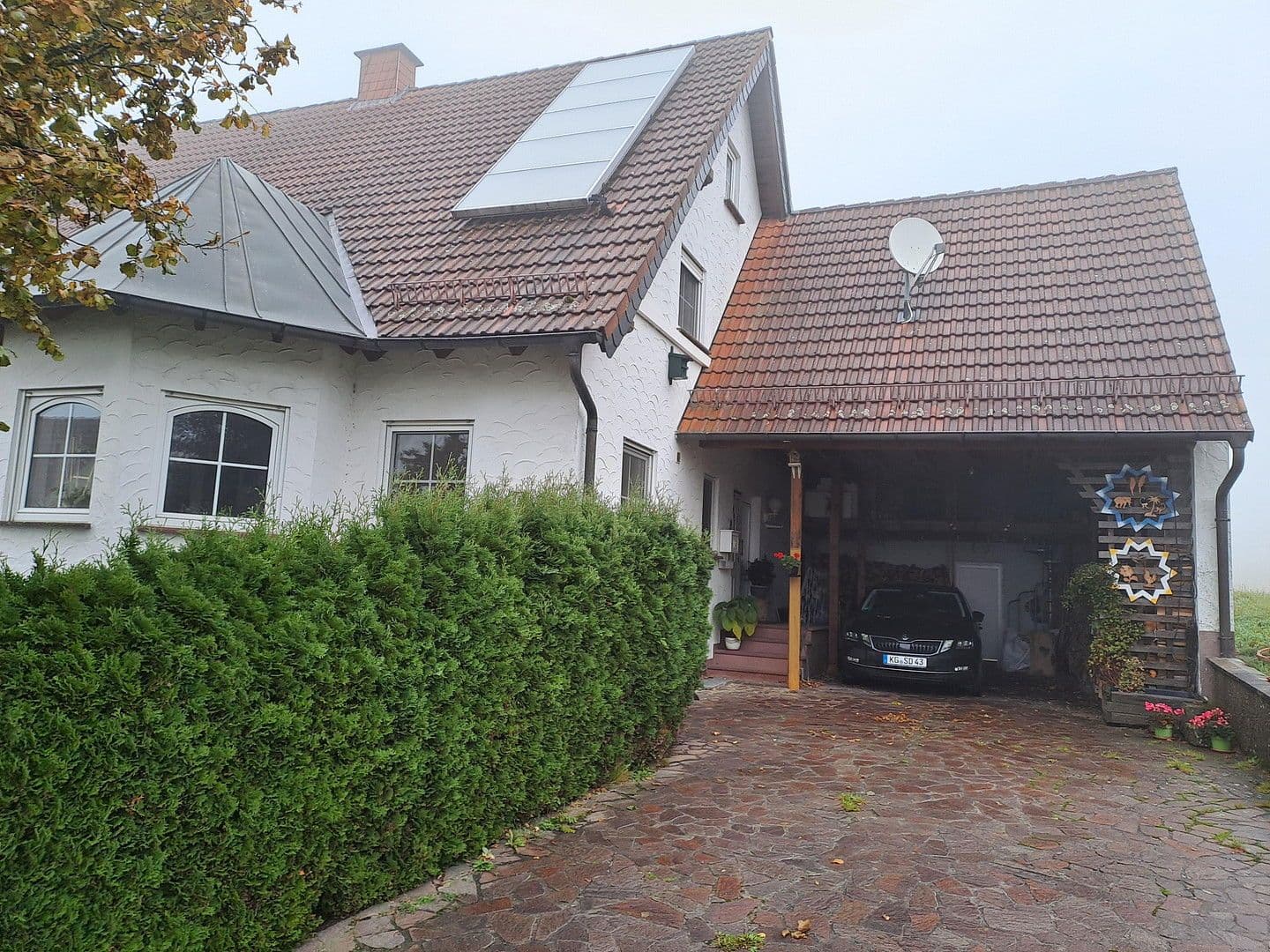 Prodej domu 250 m², pozemek 1.038 m², Rhönstr.7, Geroda, Bavorsko Prodej domu 250 m², pozemek 1.038 m², Rhönstr.7, Geroda, Bavorsko