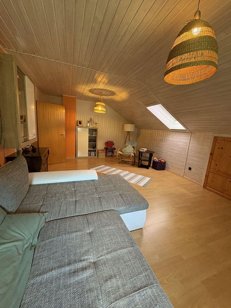 Prodej domu 185 m², pozemek 2.300 m², Brilon, Severní Porýní-Vestfálsko Prodej domu 185 m², pozemek 2.300 m², Brilon, Severní Porýní-Vestfálsko
