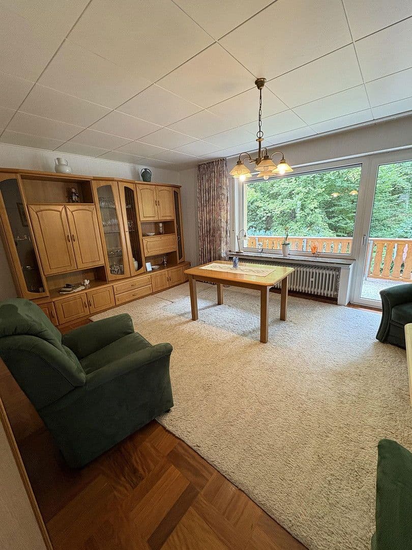 Prodej domu 185 m², pozemek 2.300 m², Brilon, Severní Porýní-Vestfálsko Prodej domu 185 m², pozemek 2.300 m², Brilon, Severní Porýní-Vestfálsko