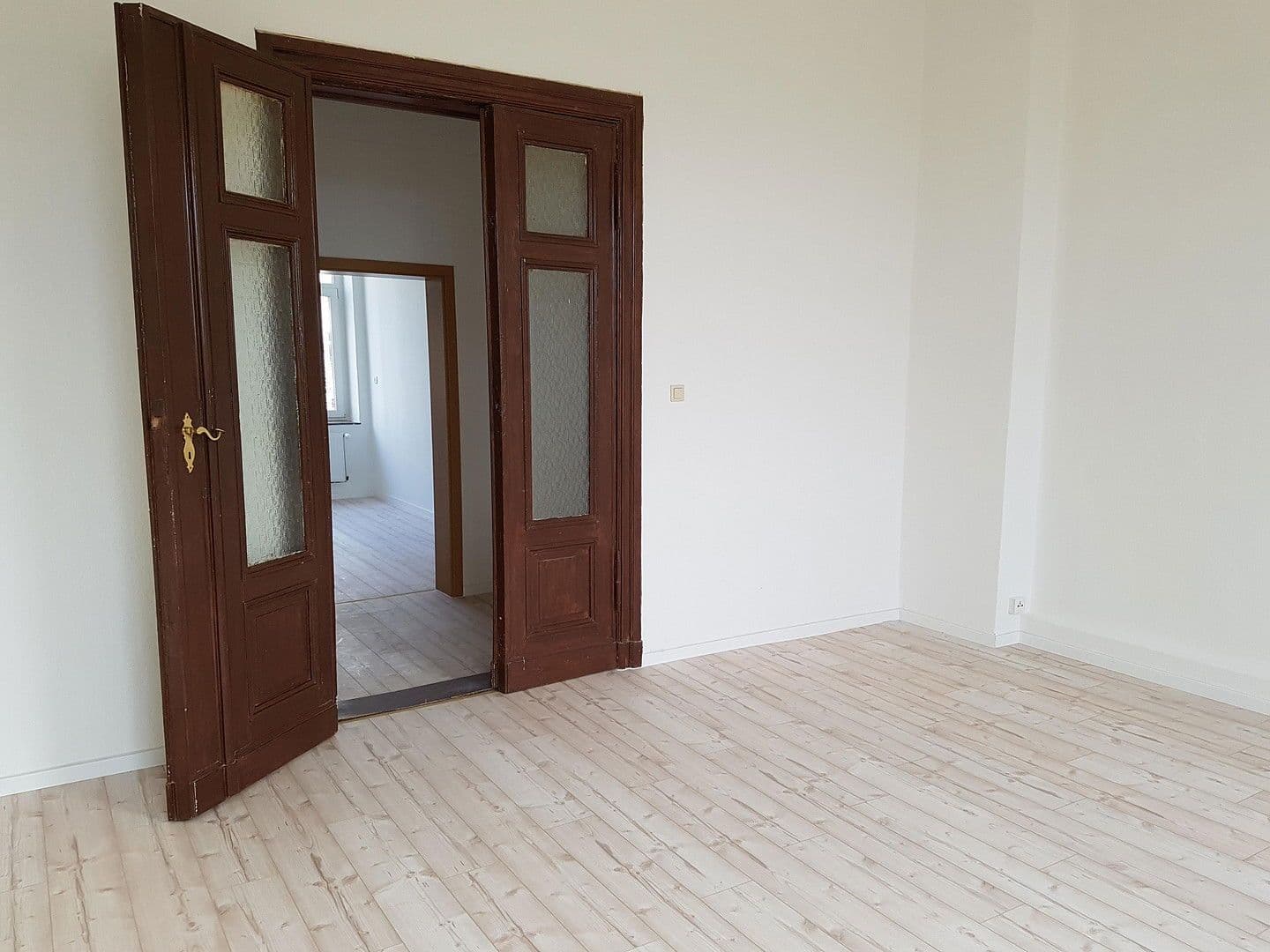 Pronájem bytu 3+1 88 m², Bahnhofsstr. 37, Magdeburg, Sasko-Anhaltsko Pronájem bytu 3+1 88 m², Bahnhofsstr. 37, Magdeburg, Sasko-Anhaltsko