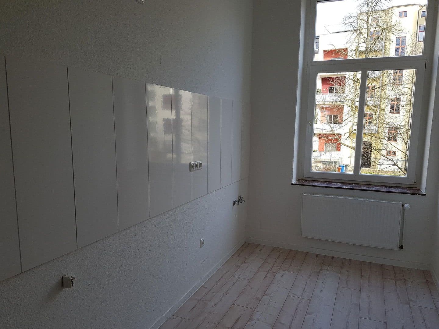 Pronájem bytu 3+1 88 m², Bahnhofsstr. 37, Magdeburg, Sasko-Anhaltsko Pronájem bytu 3+1 88 m², Bahnhofsstr. 37, Magdeburg, Sasko-Anhaltsko