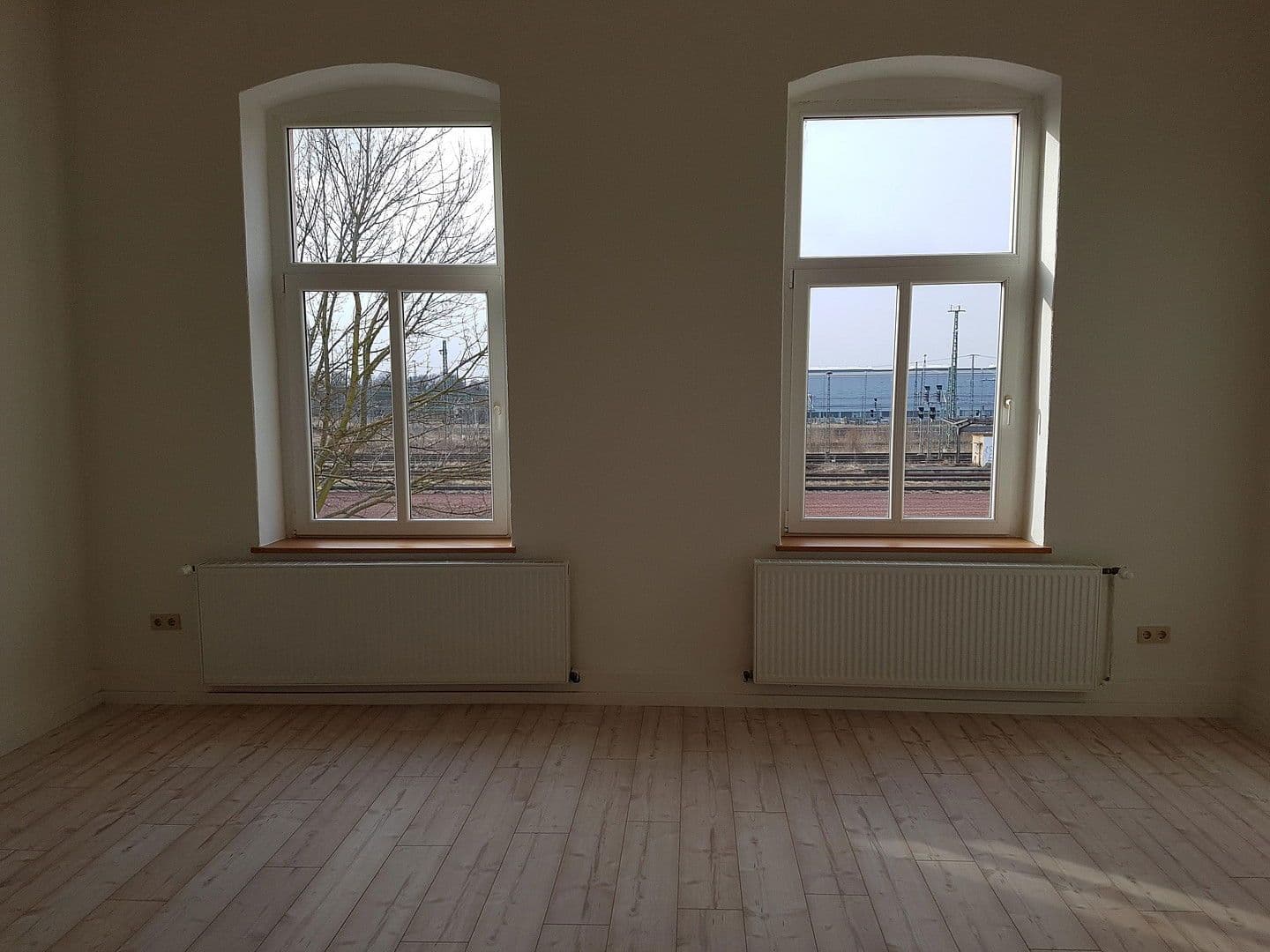 Pronájem bytu 3+1 88 m², Bahnhofsstr. 37, Magdeburg, Sasko-Anhaltsko Pronájem bytu 3+1 88 m², Bahnhofsstr. 37, Magdeburg, Sasko-Anhaltsko