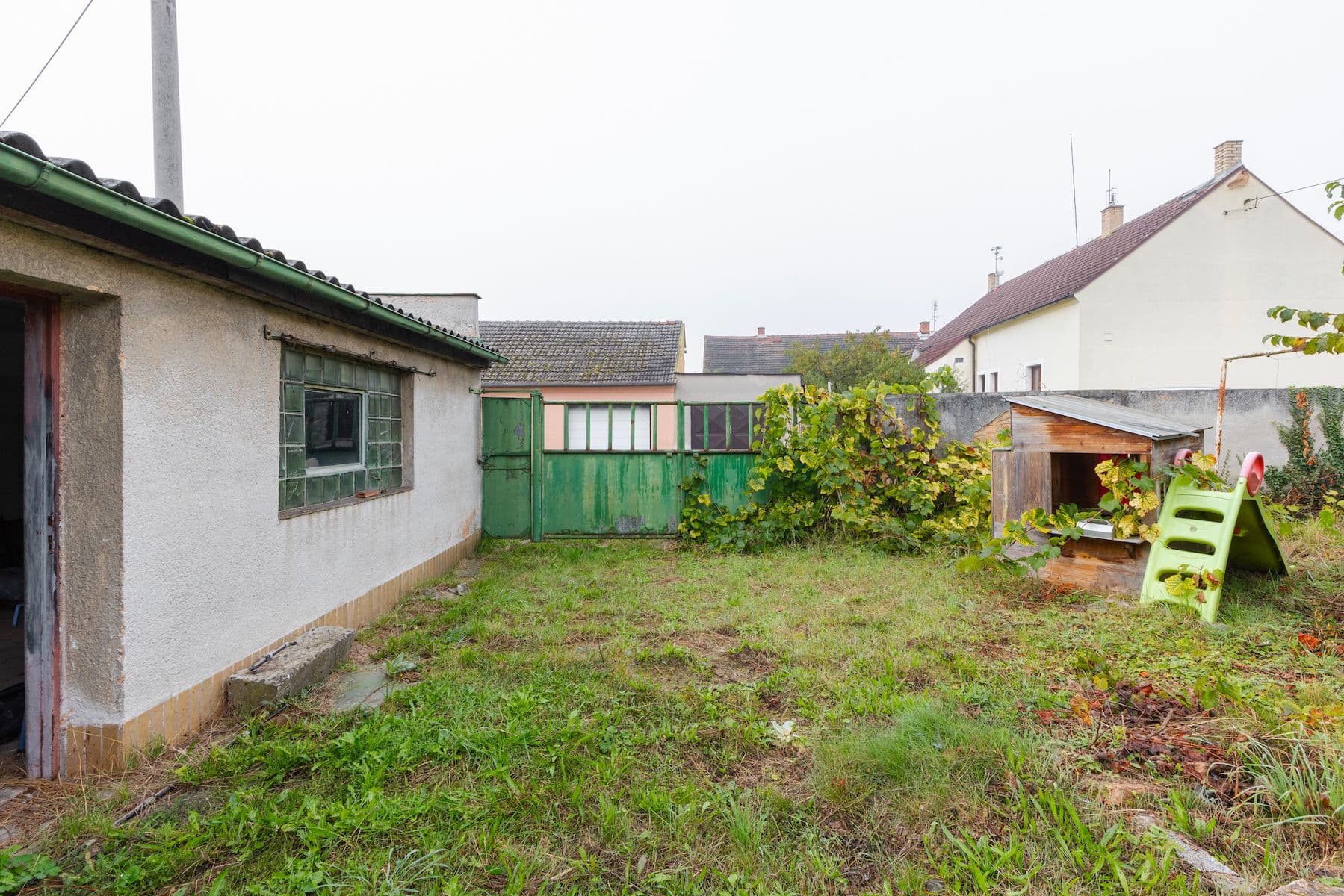 Prodej domu 185 m², pozemek 702 m², Kolmá, Chrást, Plzeňský kraj Prodej domu 185 m², pozemek 702 m², Kolmá, Chrást, Plzeňský kraj