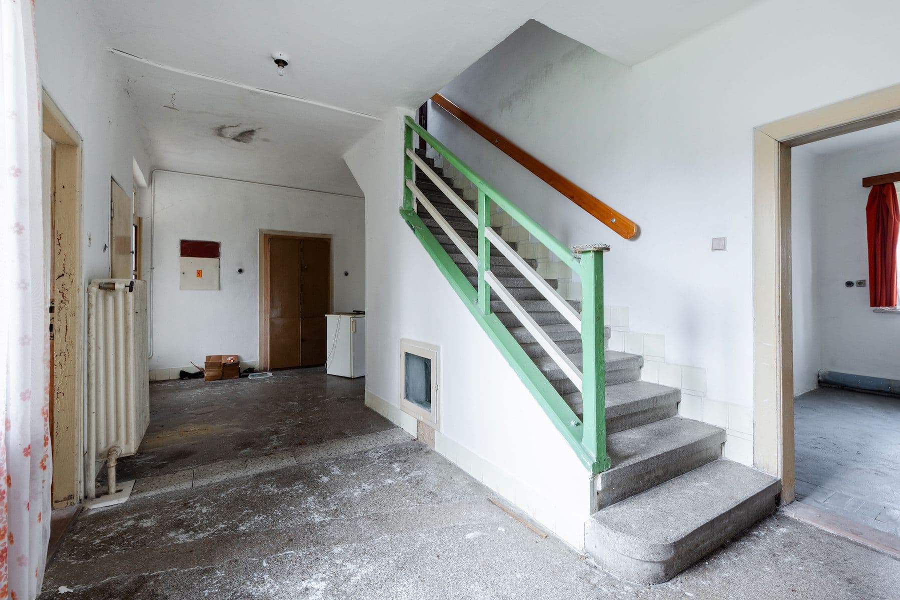 Prodej domu 185 m², pozemek 702 m², Kolmá, Chrást, Plzeňský kraj Prodej domu 185 m², pozemek 702 m², Kolmá, Chrást, Plzeňský kraj