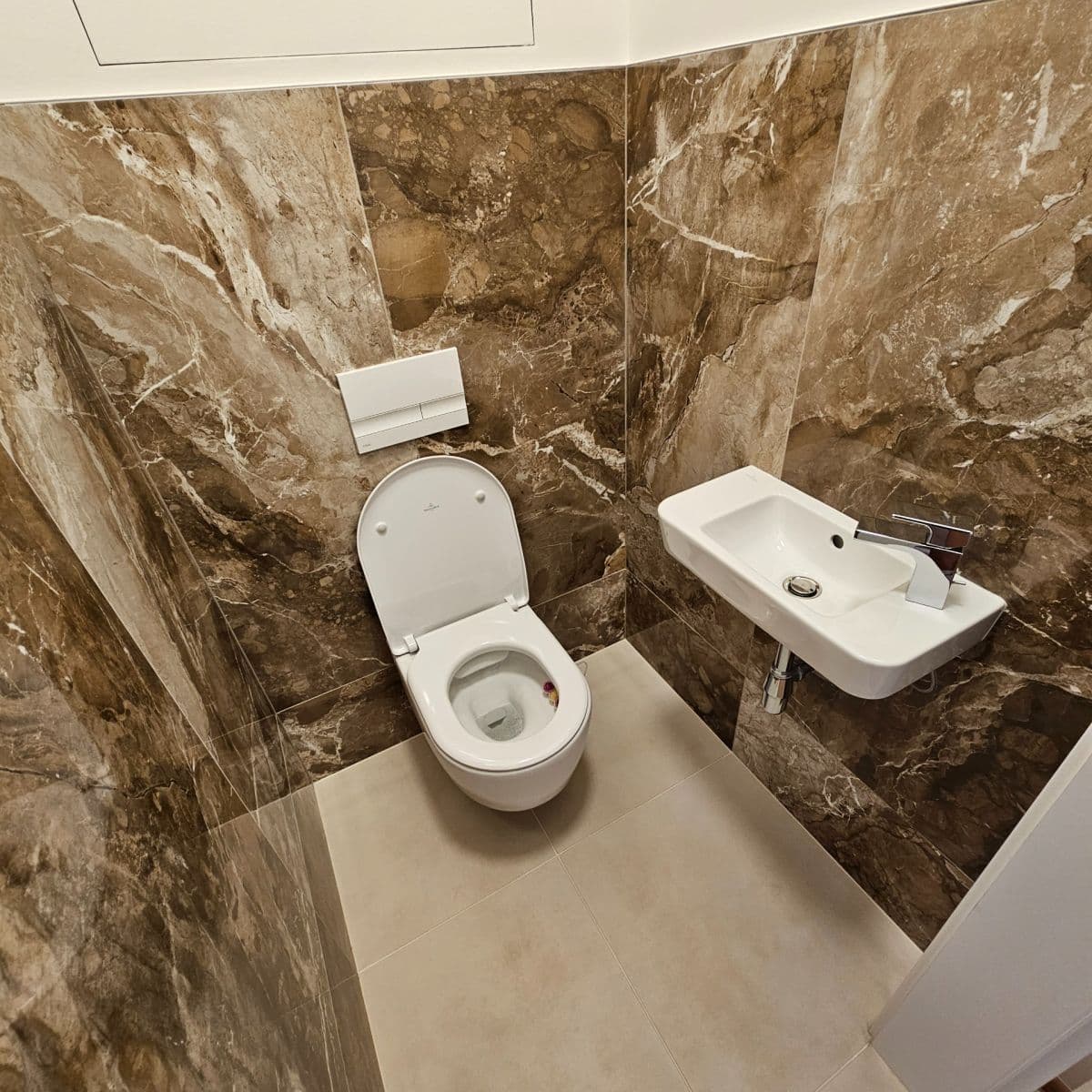 Pronájem bytu 1+kk 29 m², Komárovská, Brno, Jihomoravský kraj Pronájem bytu 1+kk 29 m², Komárovská, Brno, Jihomoravský kraj