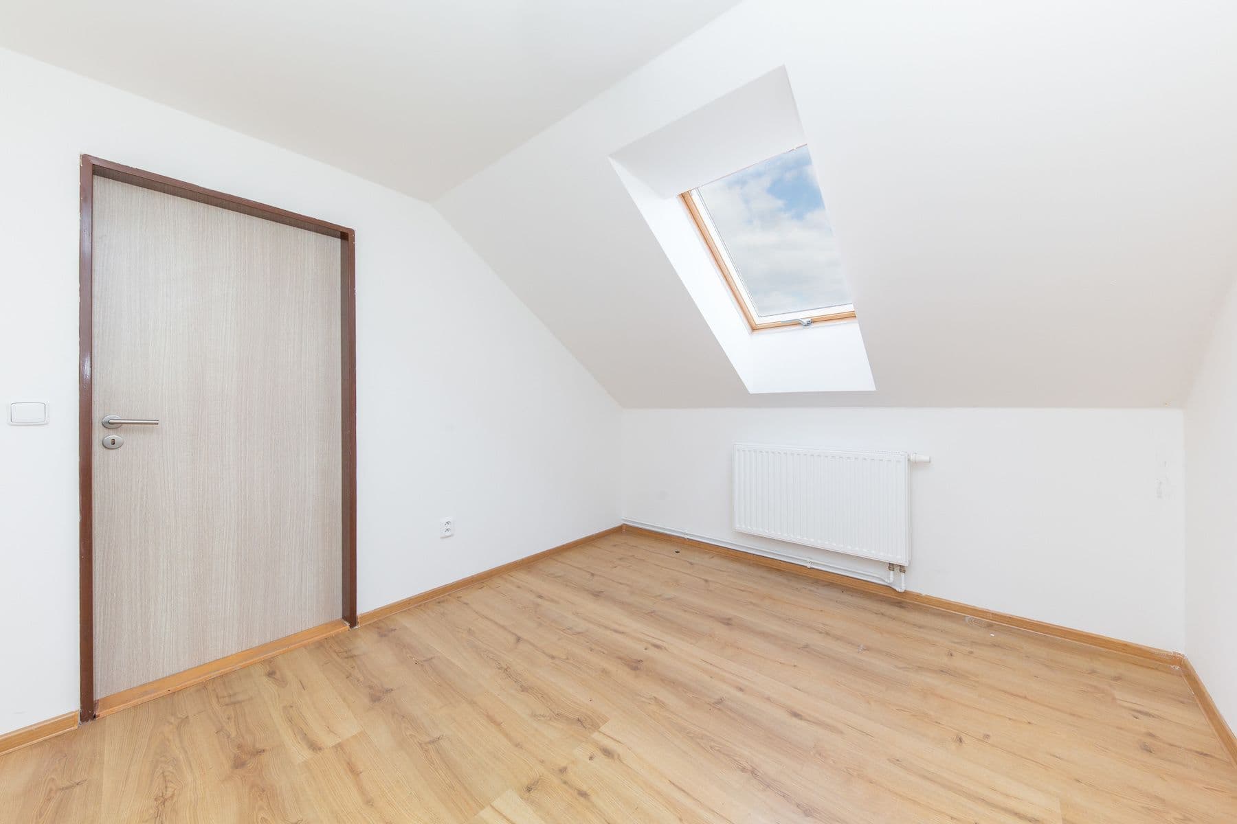 Prodej bytu 3+kk 66 m², Interbrigadistů, Říkovice, Olomoucký kraj Prodej bytu 3+kk 66 m², Interbrigadistů, Říkovice, Olomoucký kraj