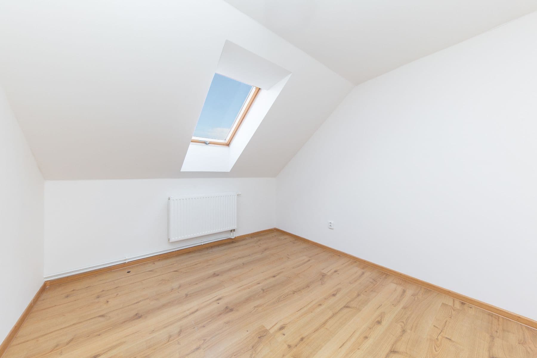 Prodej bytu 3+kk 66 m², Interbrigadistů, Říkovice, Olomoucký kraj Prodej bytu 3+kk 66 m², Interbrigadistů, Říkovice, Olomoucký kraj