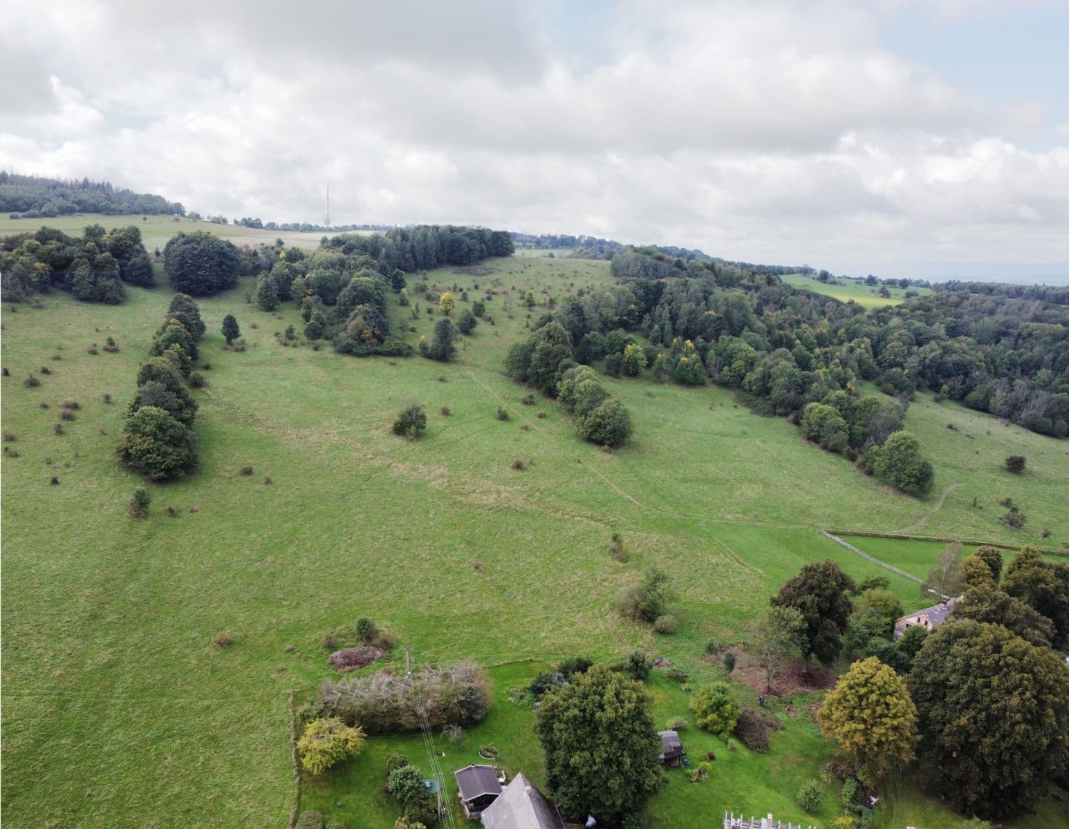 Prodej pozemku 31.419 m², Verneřice, Ústecký kraj Prodej pozemku 31.419 m², Verneřice, Ústecký kraj