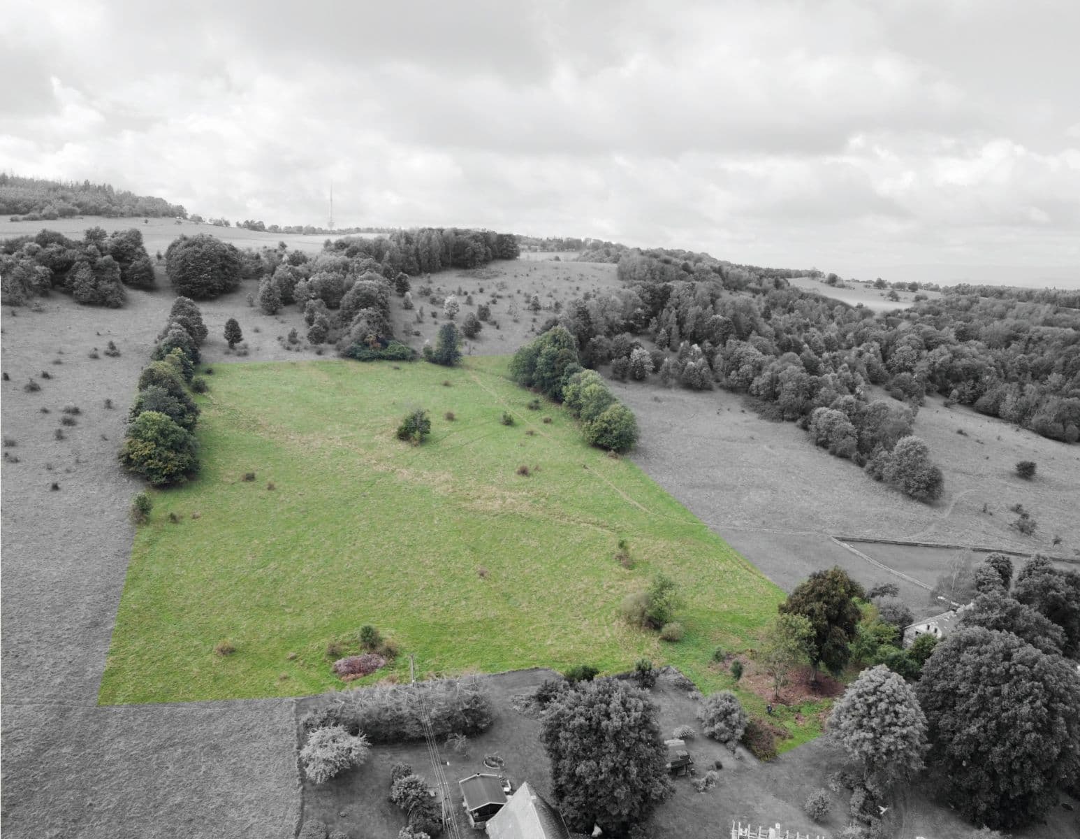 Prodej pozemku 31.419 m², Verneřice, Ústecký kraj Prodej pozemku 31.419 m², Verneřice, Ústecký kraj