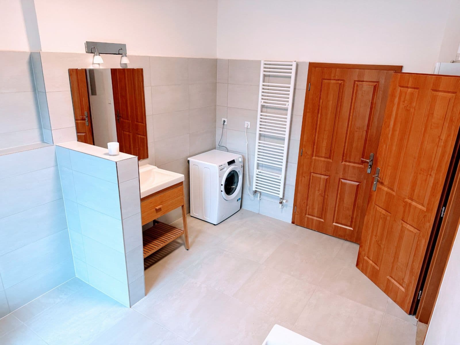 Pronájem bytu 2+kk 57 m², Komenského, Černošice, Středočeský kraj Pronájem bytu 2+kk 57 m², Komenského, Černošice, Středočeský kraj