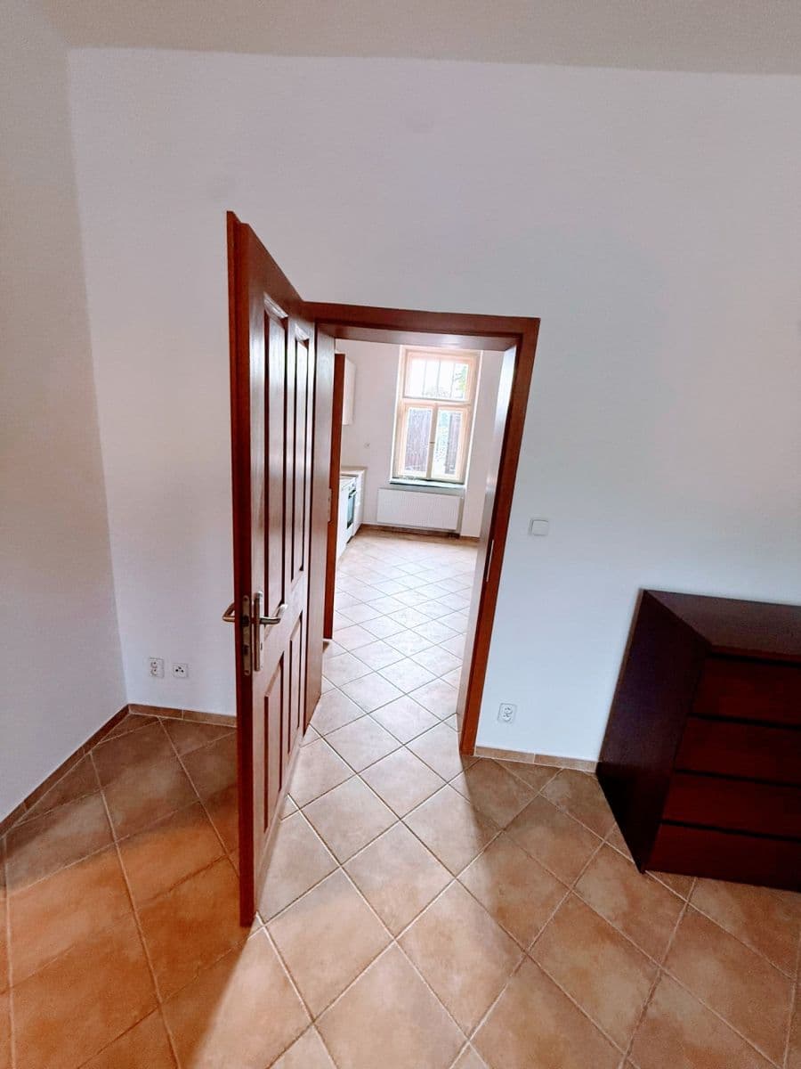 Pronájem bytu 2+kk 57 m², Komenského, Černošice, Středočeský kraj Pronájem bytu 2+kk 57 m², Komenského, Černošice, Středočeský kraj