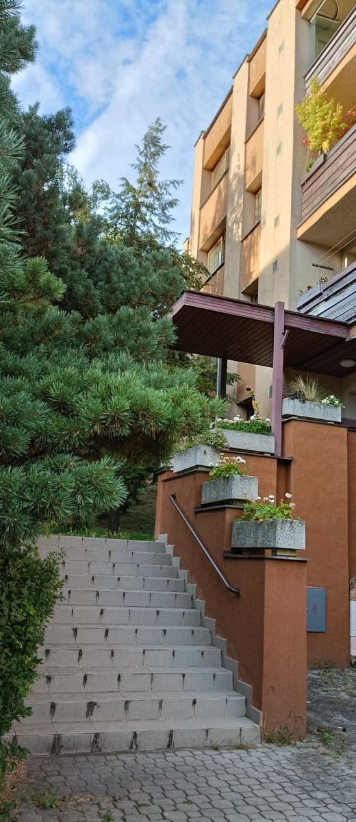 Prodej bytu 2+kk 45 m², Zahradníčkova, Praha, Praha Prodej bytu 2+kk 45 m², Zahradníčkova, Praha, Praha