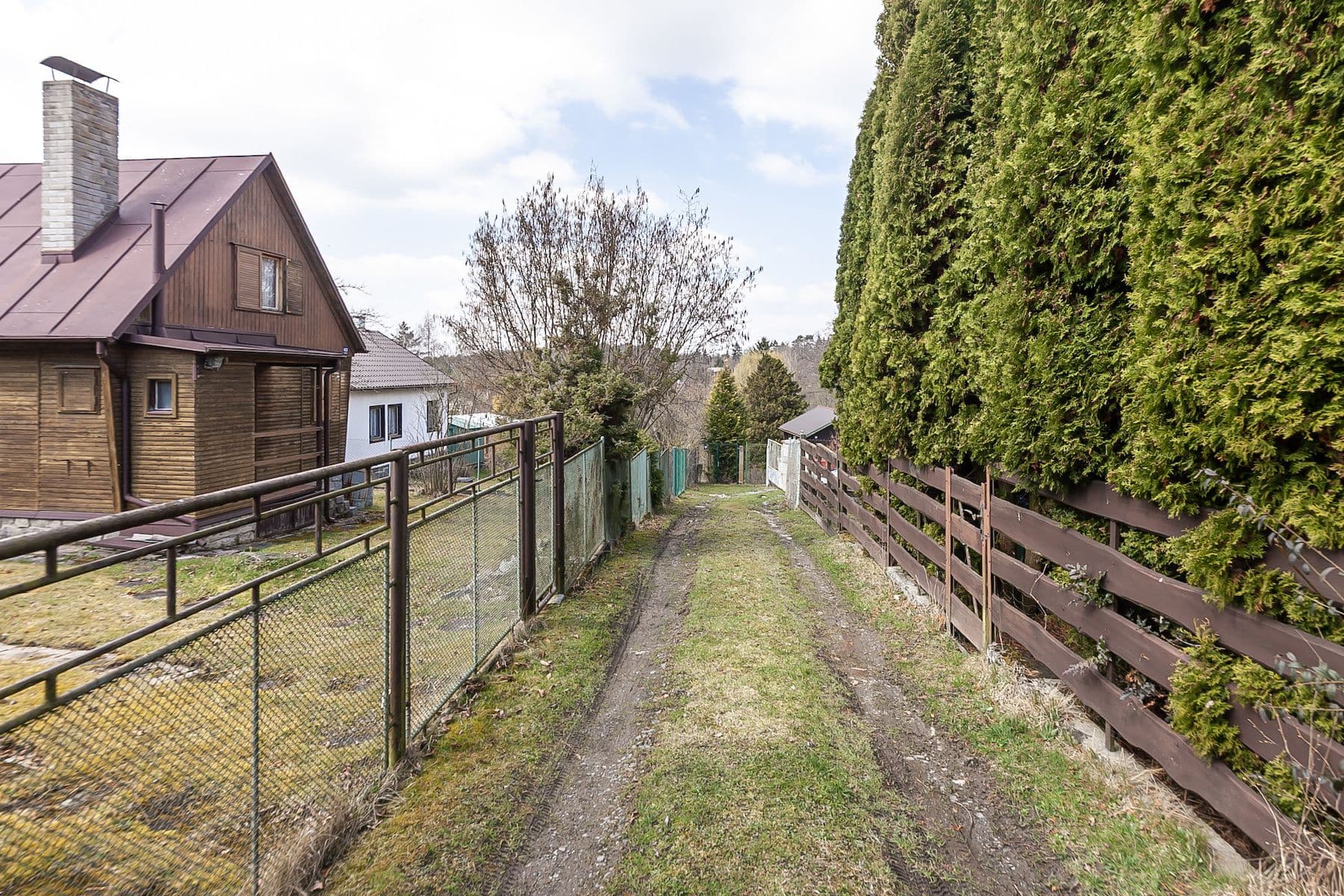 Prodej chaty, chalupy 50 m², pozemek 409 m², Psáry, Středočeský kraj Prodej chaty, chalupy 50 m², pozemek 409 m², Psáry, Středočeský kraj