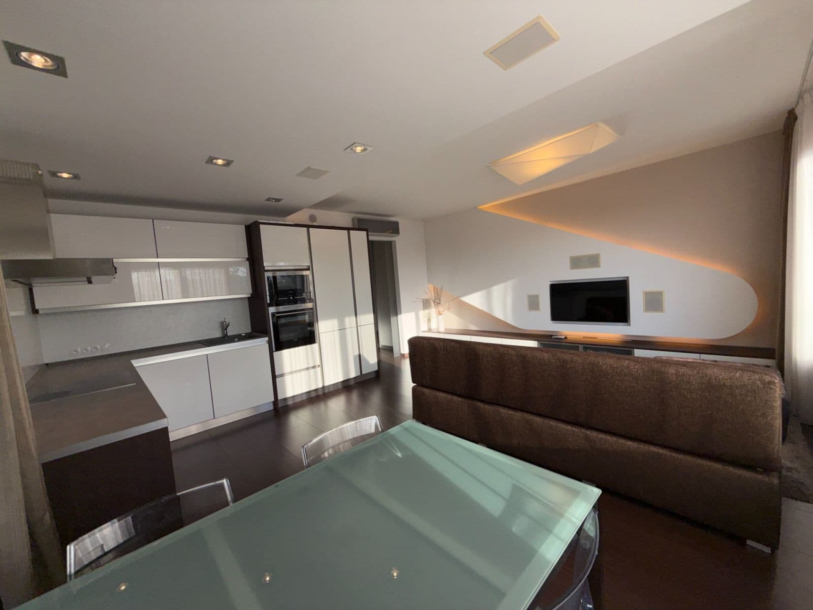 Pronájem bytu 4+kk 90 m², Generála Šišky, Praha, Praha Pronájem bytu 4+kk 90 m², Generála Šišky, Praha, Praha