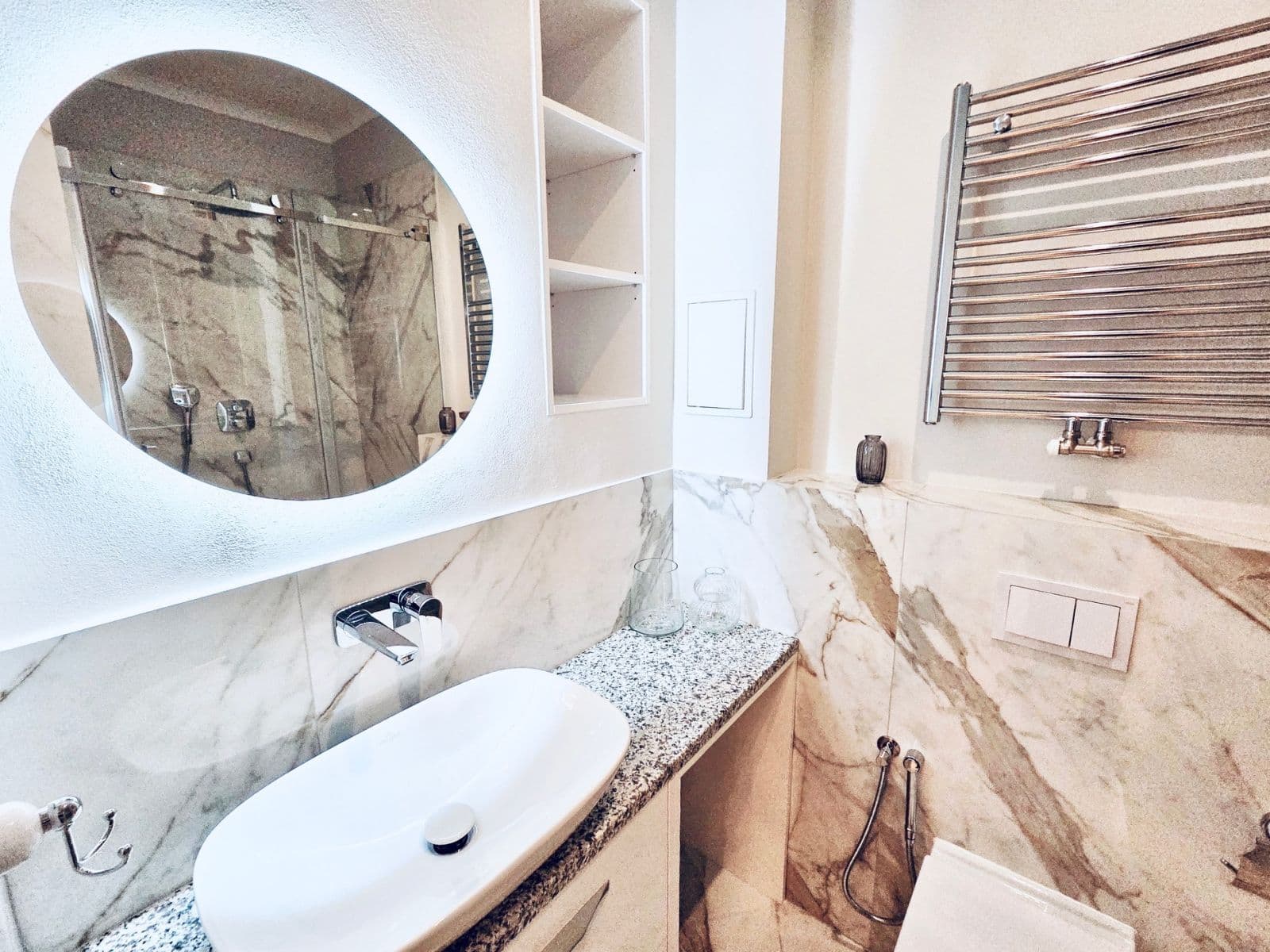 Prodej bytu 2+kk 48 m², Orelská, Praha, Praha Prodej bytu 2+kk 48 m², Orelská, Praha, Praha