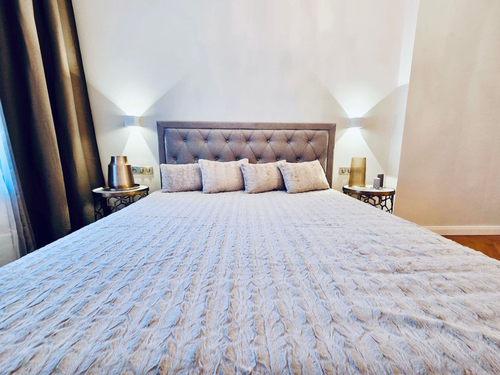 Prodej bytu 2+kk 48 m², Orelská, Praha, Praha Prodej bytu 2+kk 48 m², Orelská, Praha, Praha