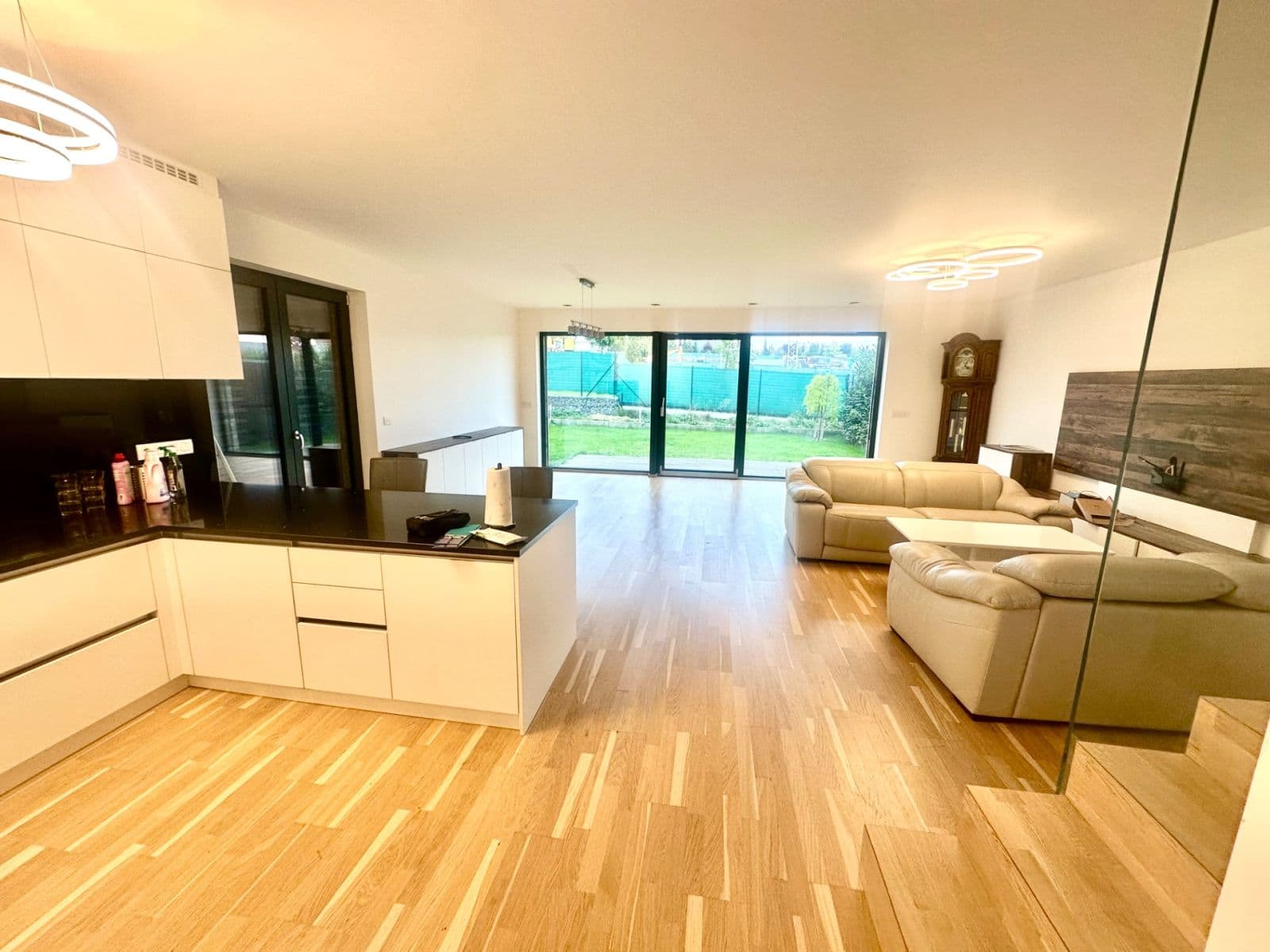 Pronájem domu 170 m², pozemek 294 m², Hejného, Praha, Praha Pronájem domu 170 m², pozemek 294 m², Hejného, Praha, Praha