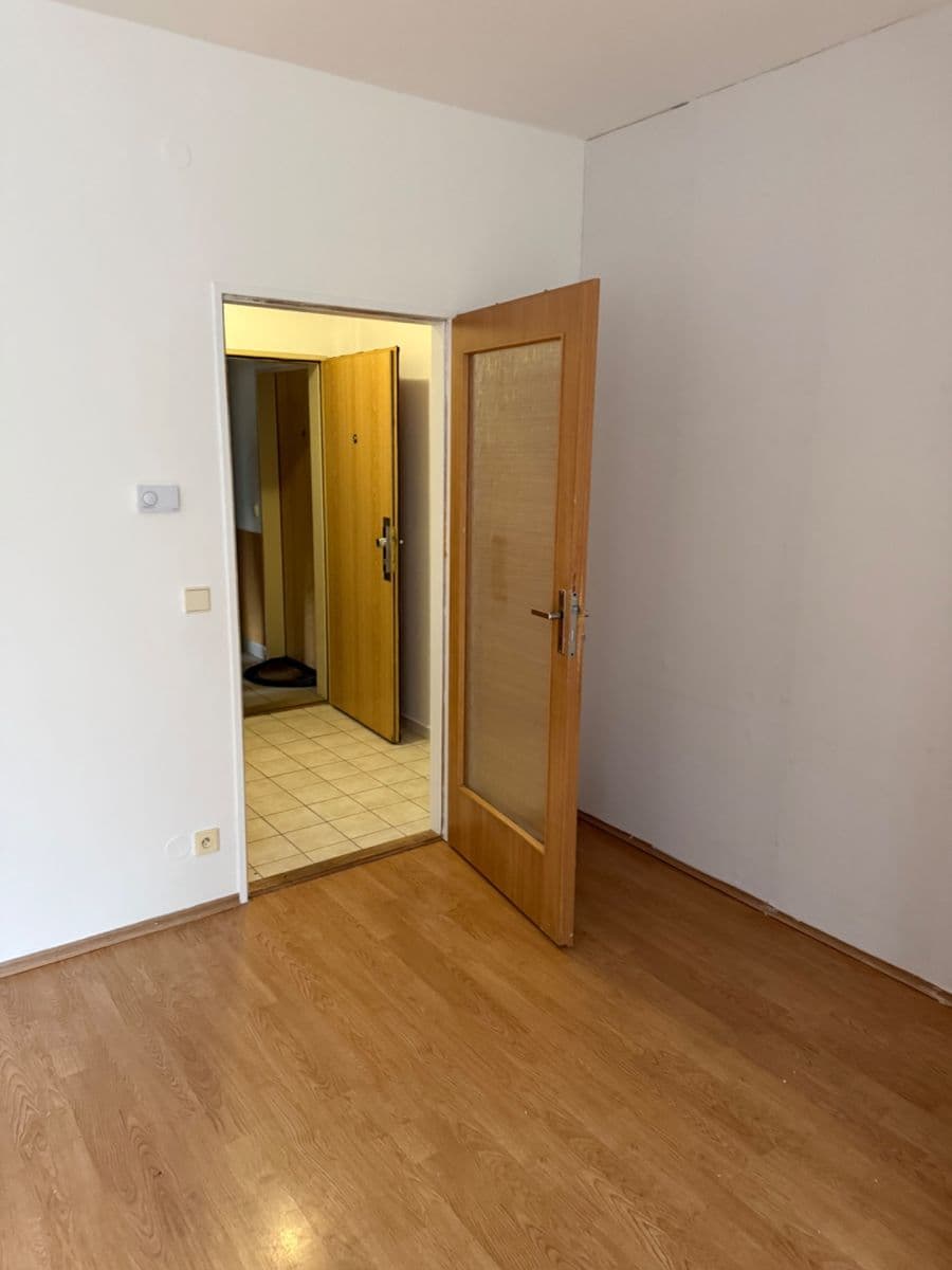 Pronájem bytu 1+kk 31 m², Adamcova, Brno, Jihomoravský kraj Pronájem bytu 1+kk 31 m², Adamcova, Brno, Jihomoravský kraj