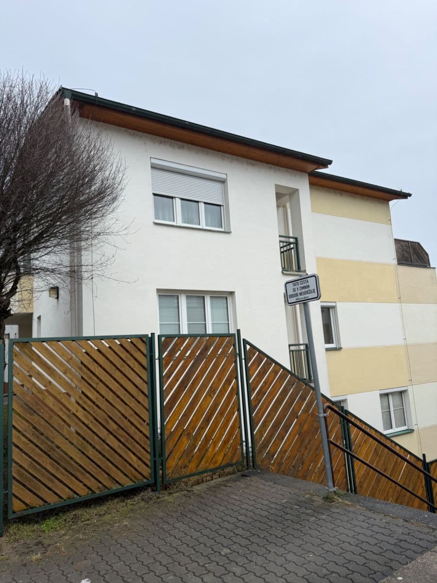 Pronájem bytu 1+kk 31 m², Adamcova, Brno, Jihomoravský kraj Pronájem bytu 1+kk 31 m², Adamcova, Brno, Jihomoravský kraj