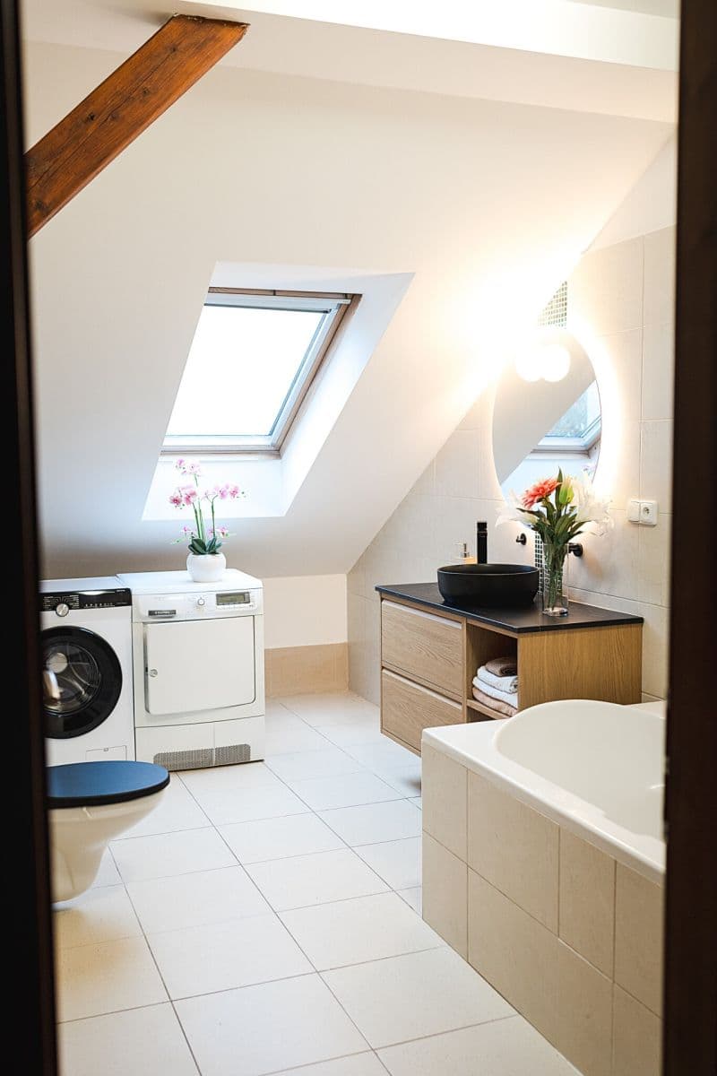 Pronájem bytu 2+kk 88 m², Rakouská, Milovice, Středočeský kraj Pronájem bytu 2+kk 88 m², Rakouská, Milovice, Středočeský kraj