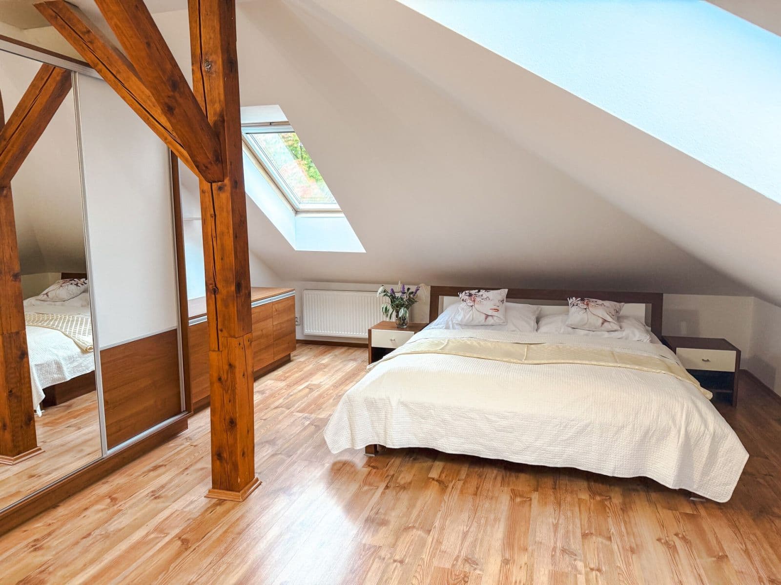 Pronájem bytu 2+kk 88 m², Rakouská, Milovice, Středočeský kraj Pronájem bytu 2+kk 88 m², Rakouská, Milovice, Středočeský kraj