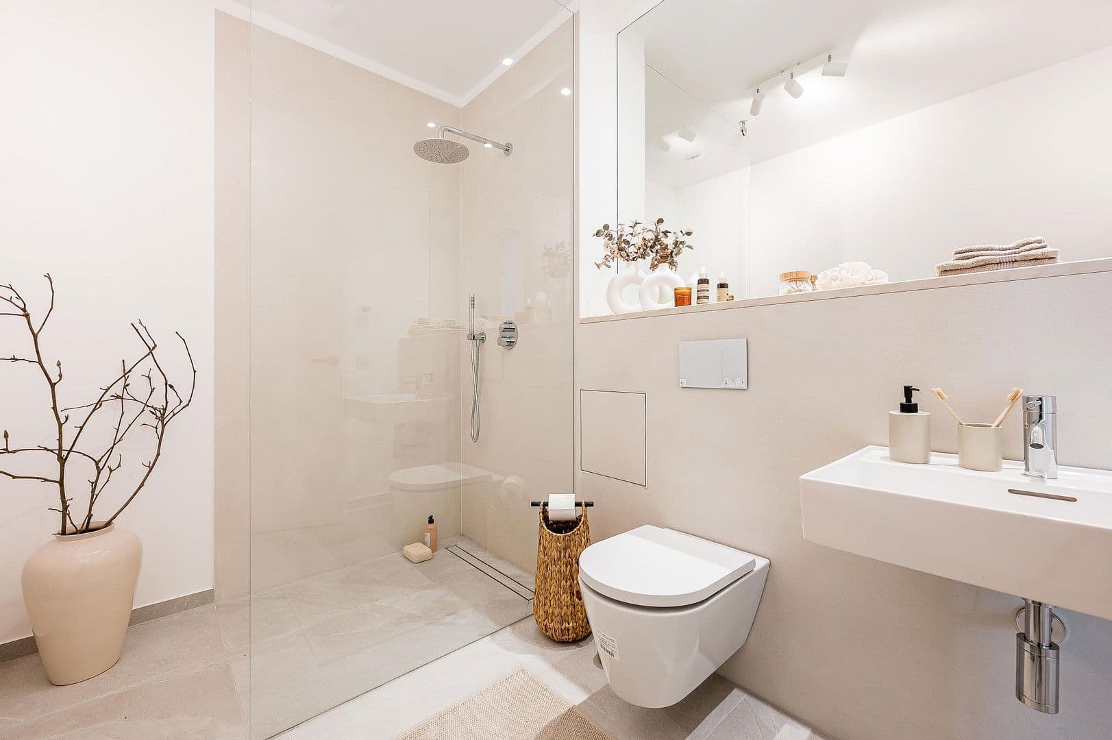 Prodej bytu 2+1 78 m², Berlin, Berlín Prodej bytu 2+1 78 m², Berlin, Berlín