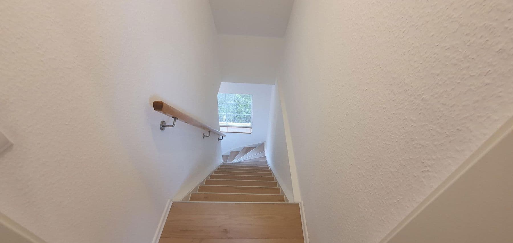 Pronájem bytu 5+1 120 m², Hitzhusen, Šlesvicko-Holštýnsko Pronájem bytu 5+1 120 m², Hitzhusen, Šlesvicko-Holštýnsko